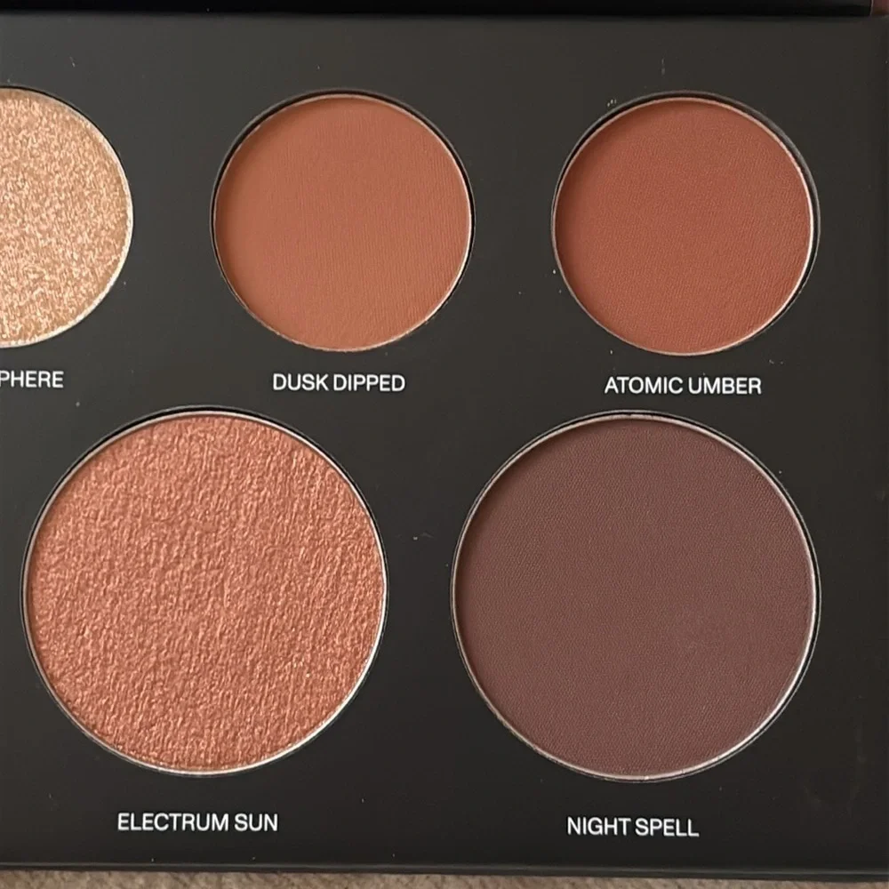 Brand New Morphe Solaria Power Multi-Effects Eyeshadow Palette Matte Shimmers